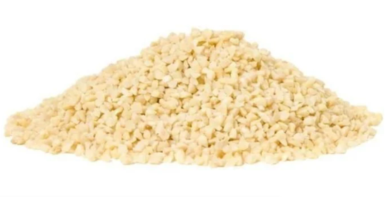 Badem Parça 2-4mm 1kg