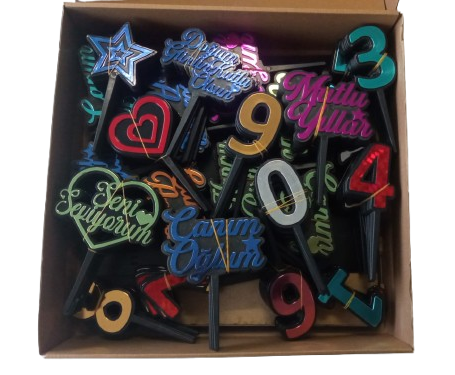 Buyuk Boy Renkli Baskili Pasta Susu 250 Adet