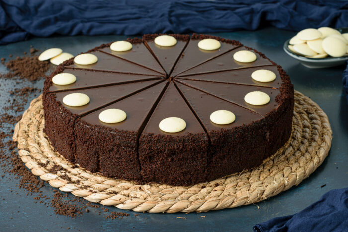 8012 - Devils Pasta - Cake 1600gr 12st