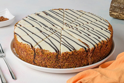 [Y102528] 8010 - Beyaz Findik Kaplamali Meyveli - Cake 2000gr 12st