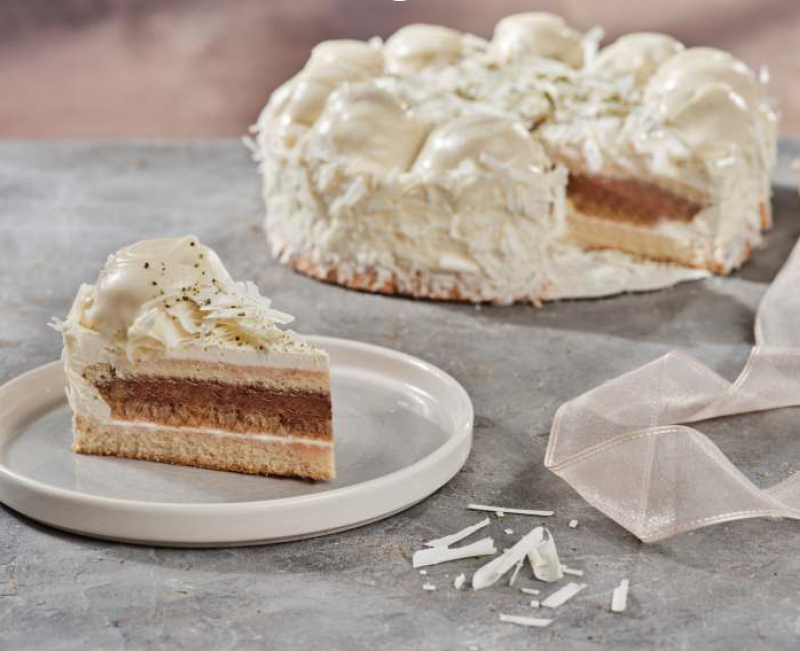 Beyaz Profiterollü Pasta - Cake